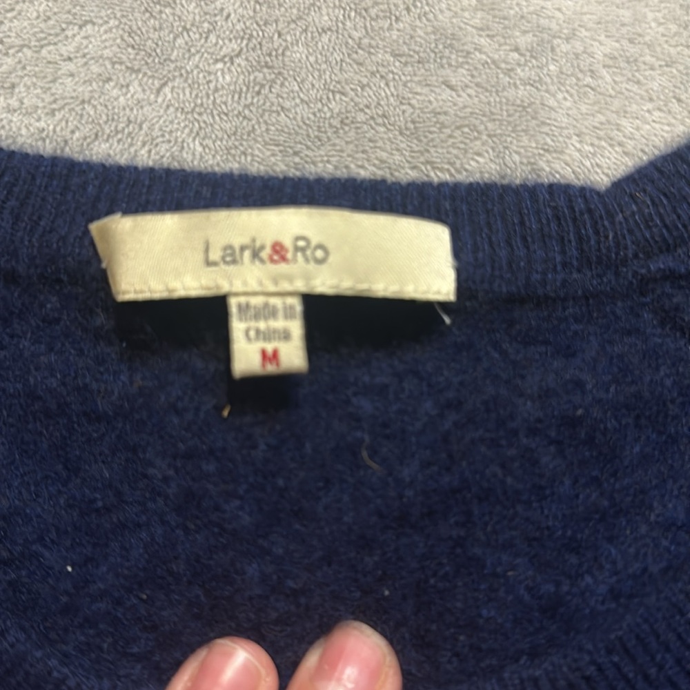 Lark & Ro - Picture 4 of 4